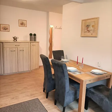 Apartamento Kiri *